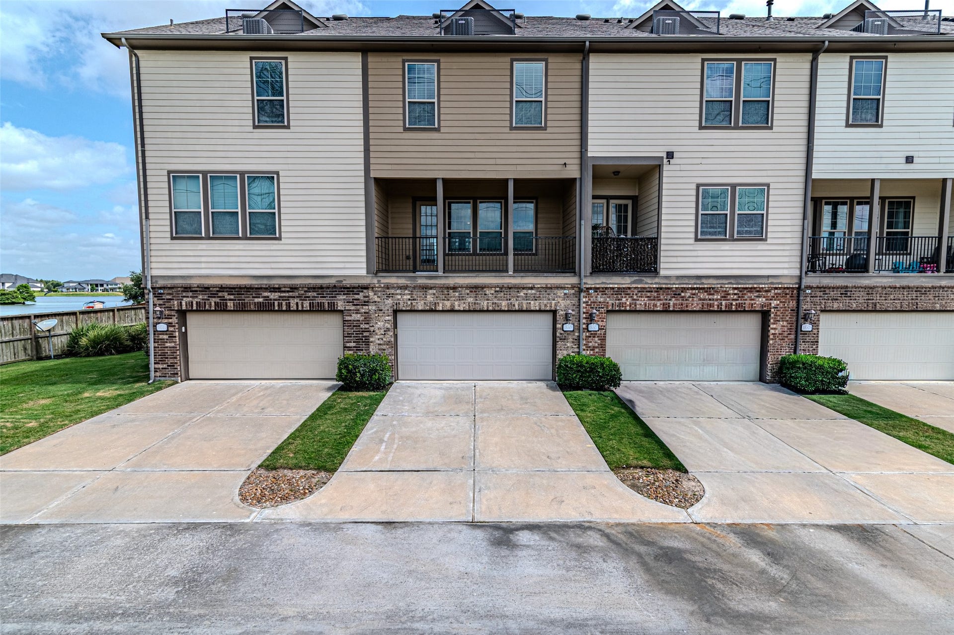 18309 Crystal Knoll Drive, Cypress, TX 77433