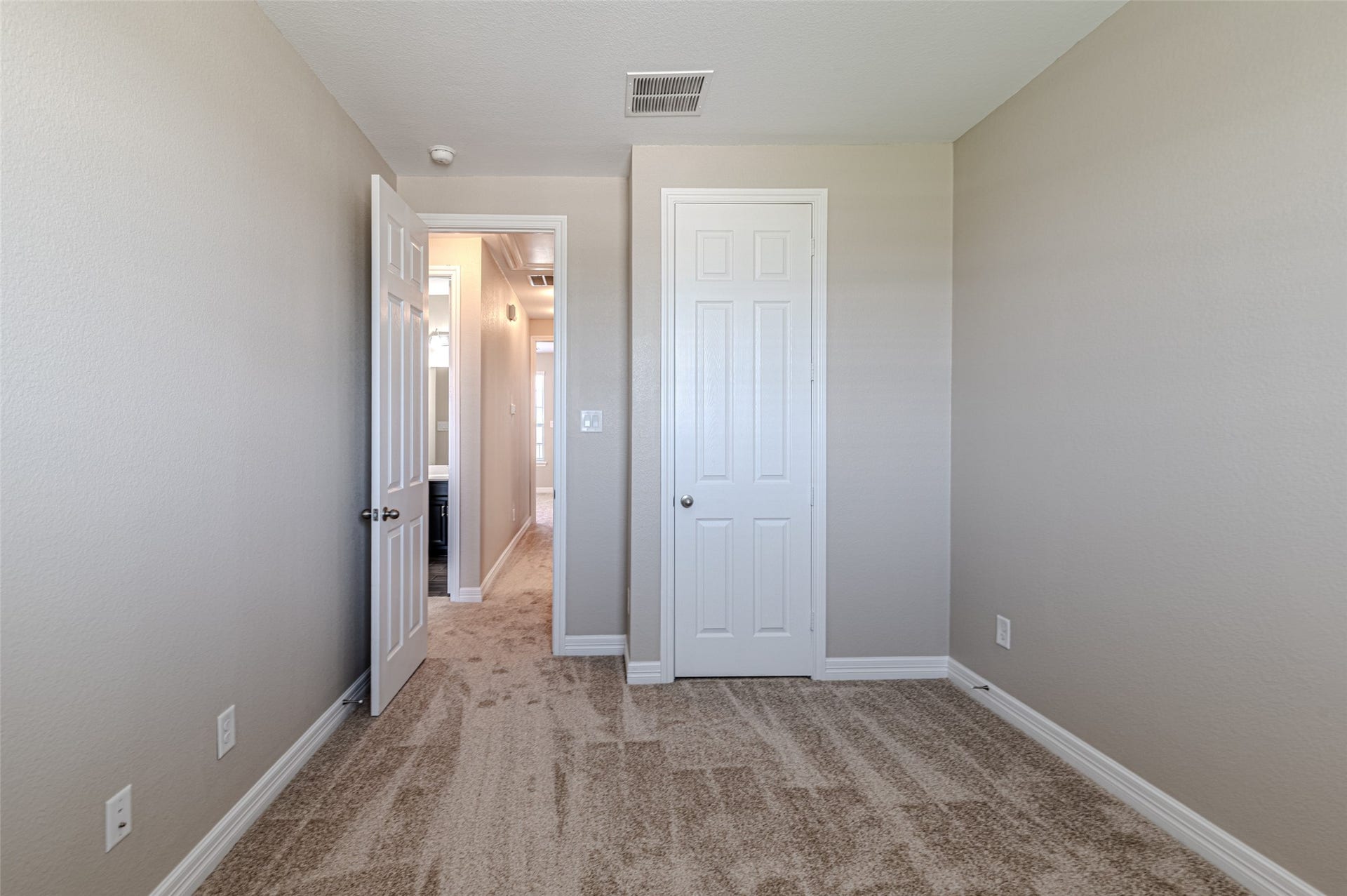 18309 Crystal Knoll Drive, Cypress, TX 77433