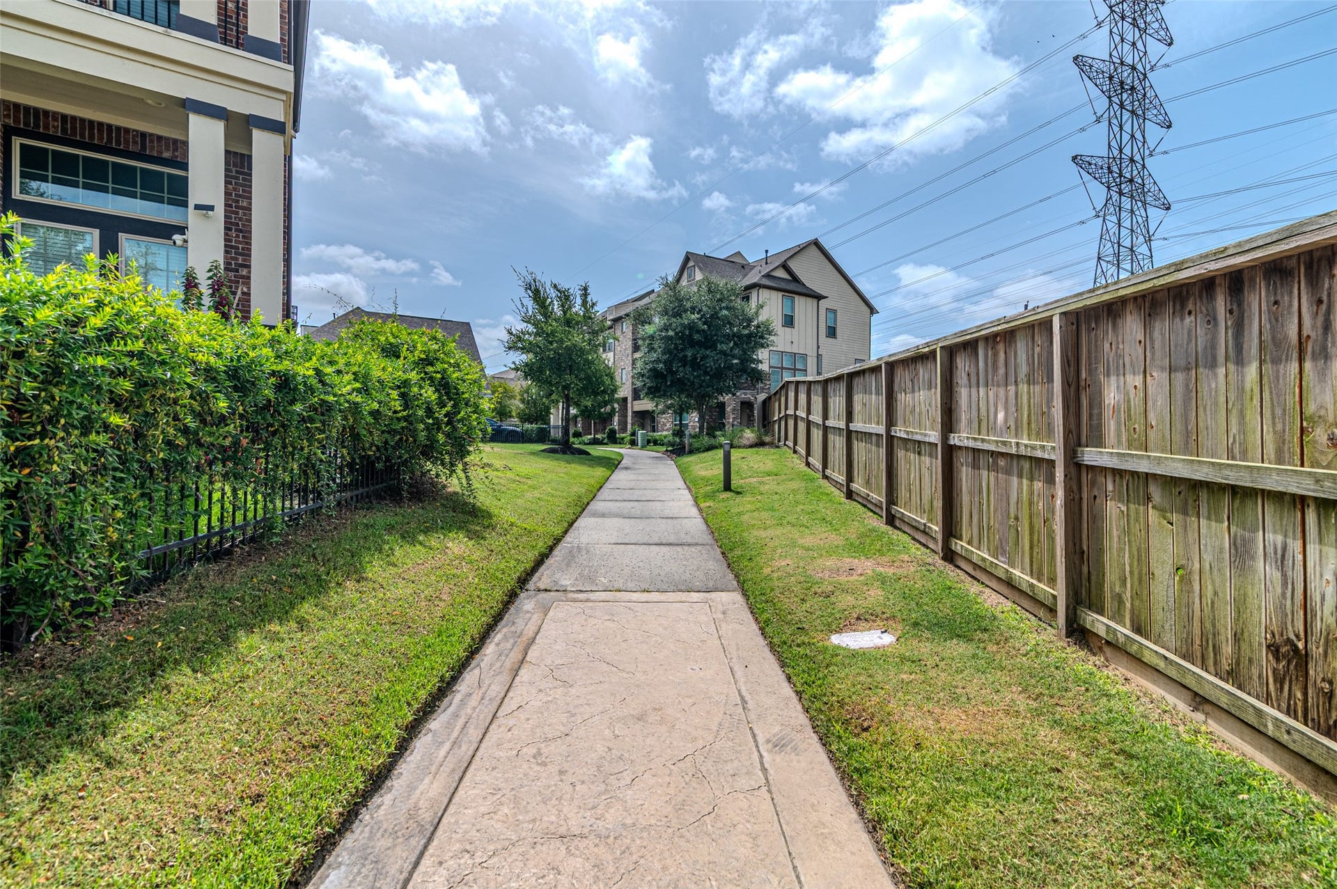 18309 Crystal Knoll Drive, Cypress, TX 77433