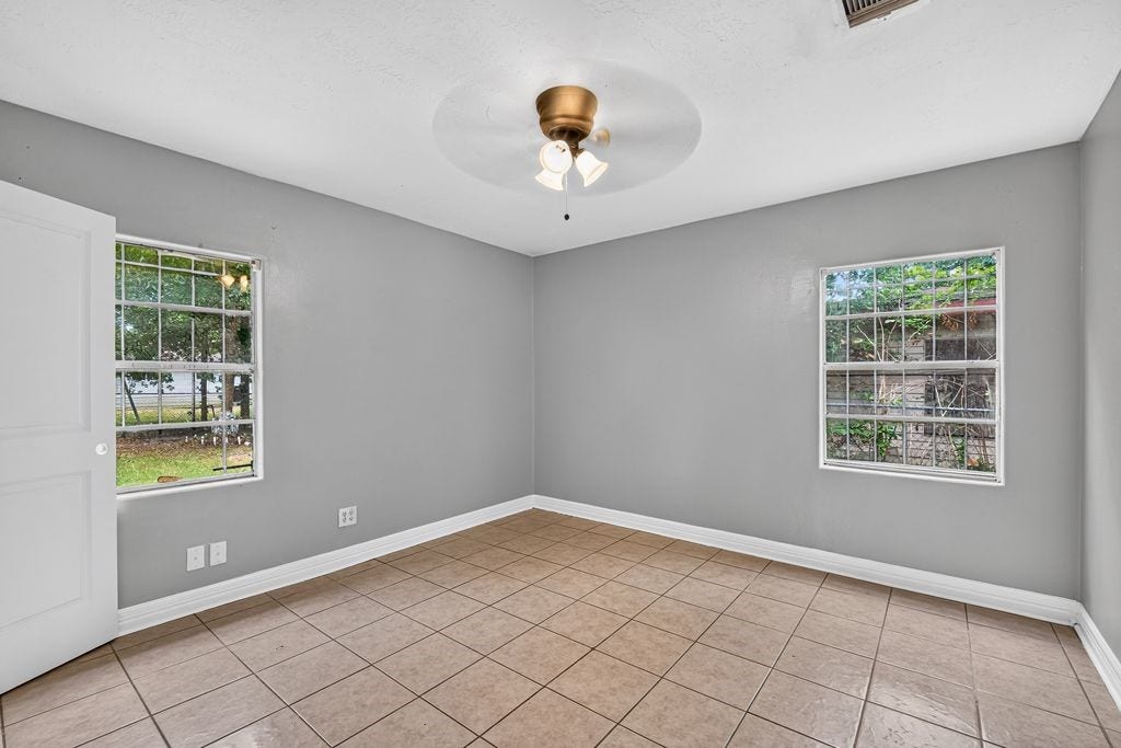 7319 Mountbatten Road, Houston, TX 77033