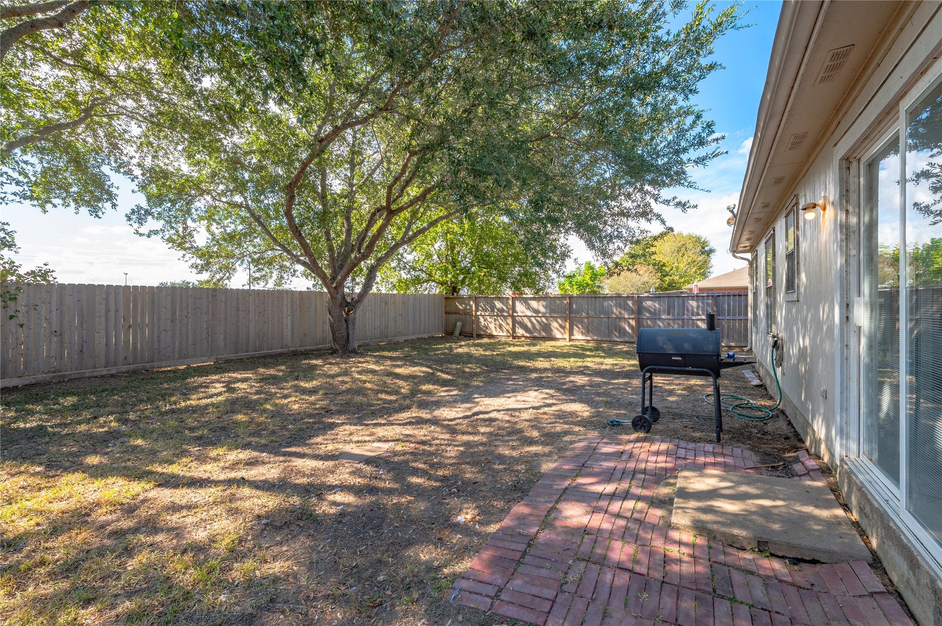 3420 Huisache Boulevard, Pearland, TX 77581 3420 Huisache Boulevard, Pearland, TX 77581