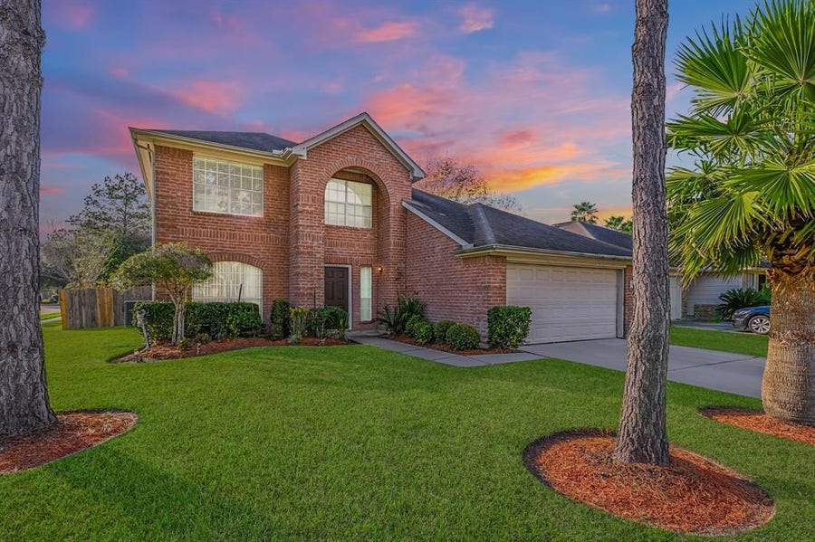 Property photo for 11830 Hueco Tanks Drive, Sugar Land, TX