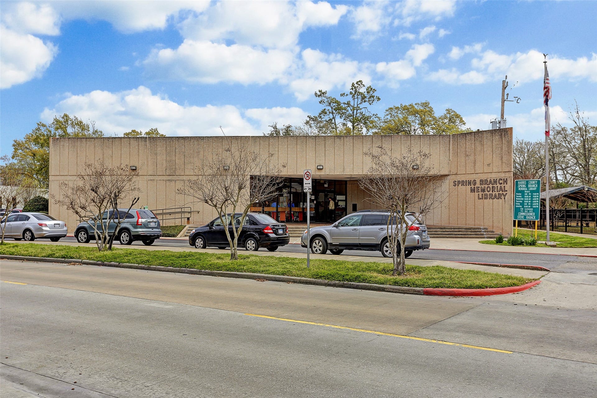 10659 Mayfield Road, Houston, TX 77043 Spring Branch Memorial Library offers a convenient neighborhood resource for books, programs, study space and community events. Another everyday amenity that adds to the established, connected feel of the Spring Branch area.