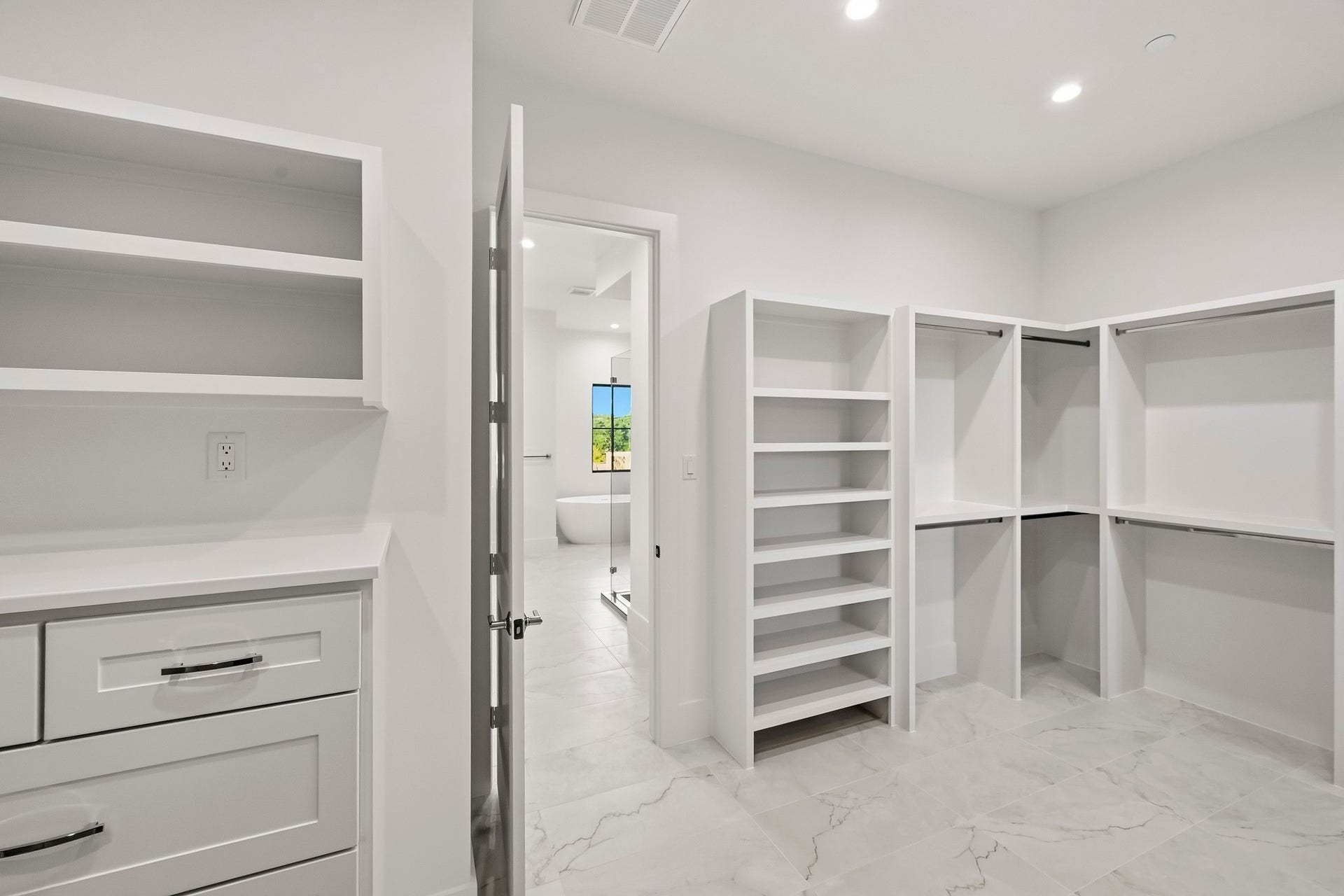 Even more storage to the left!
