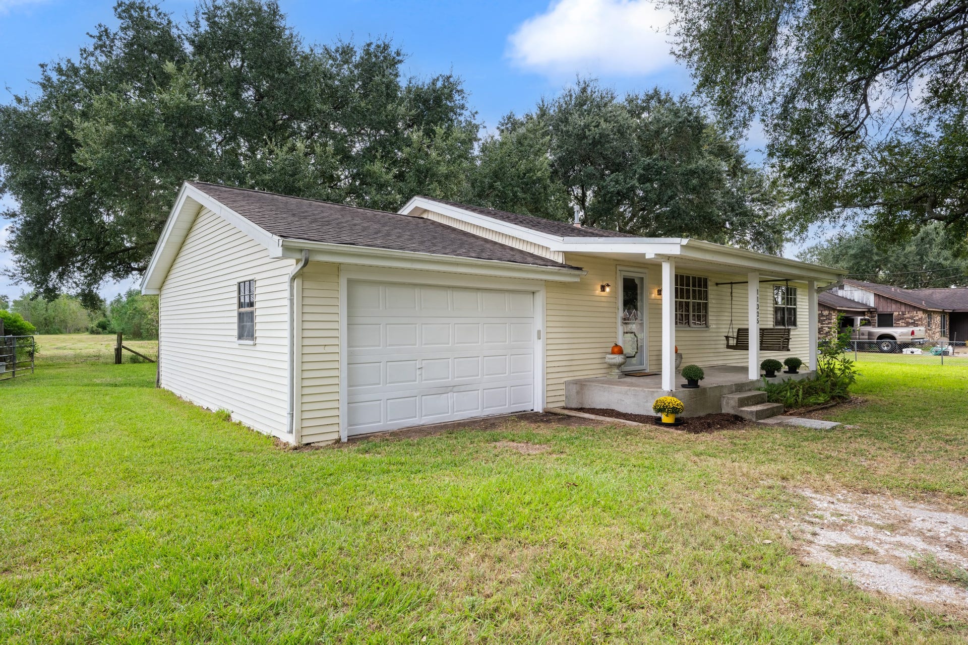 11325 32nd Street, Santa Fe, TX 77510 11325 32nd Street, Santa Fe, TX 77510