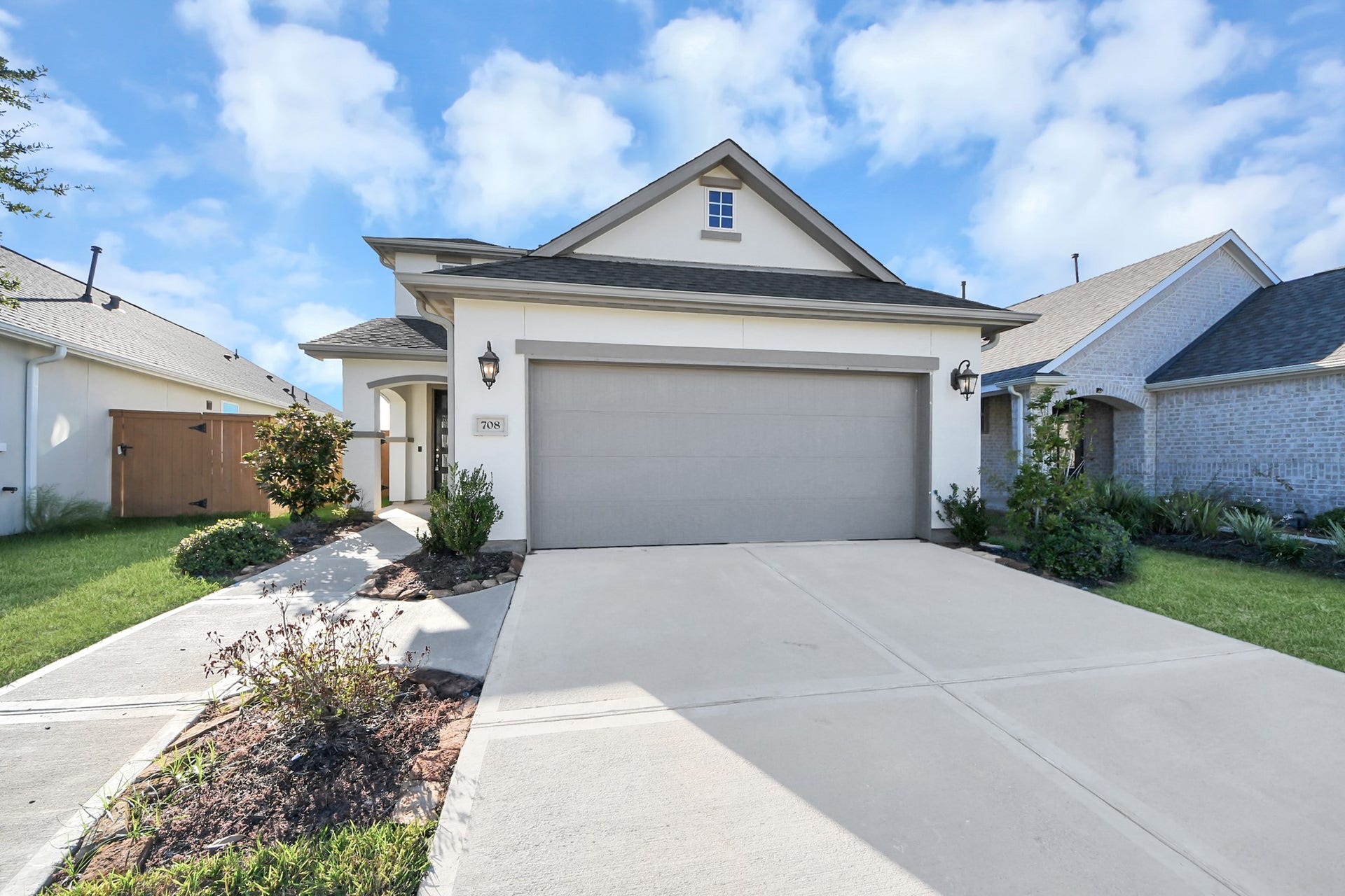 708 Lake Lacosta Drive, Katy, TX 77493
