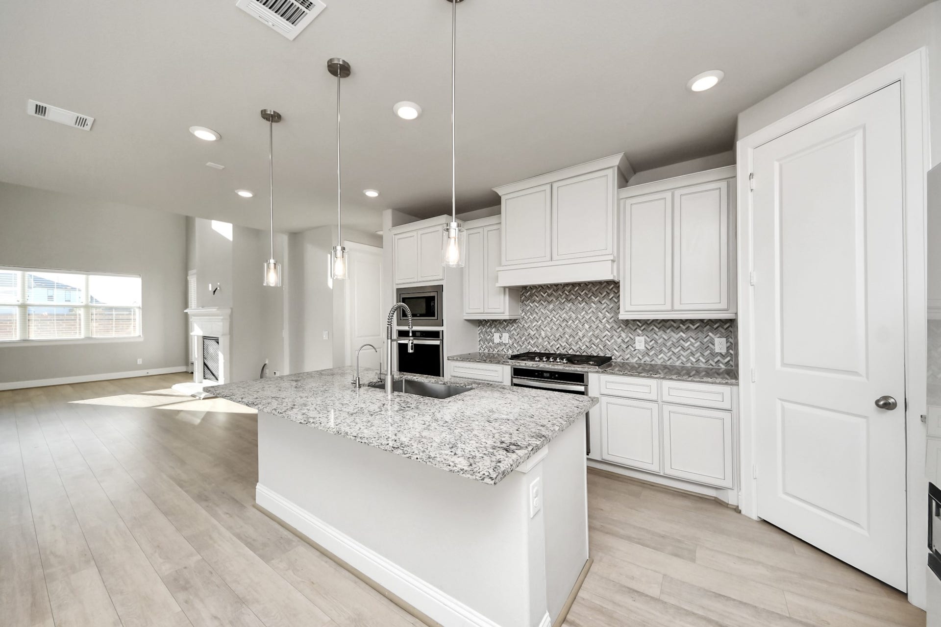 708 Lake Lacosta Drive, Katy, TX 77493