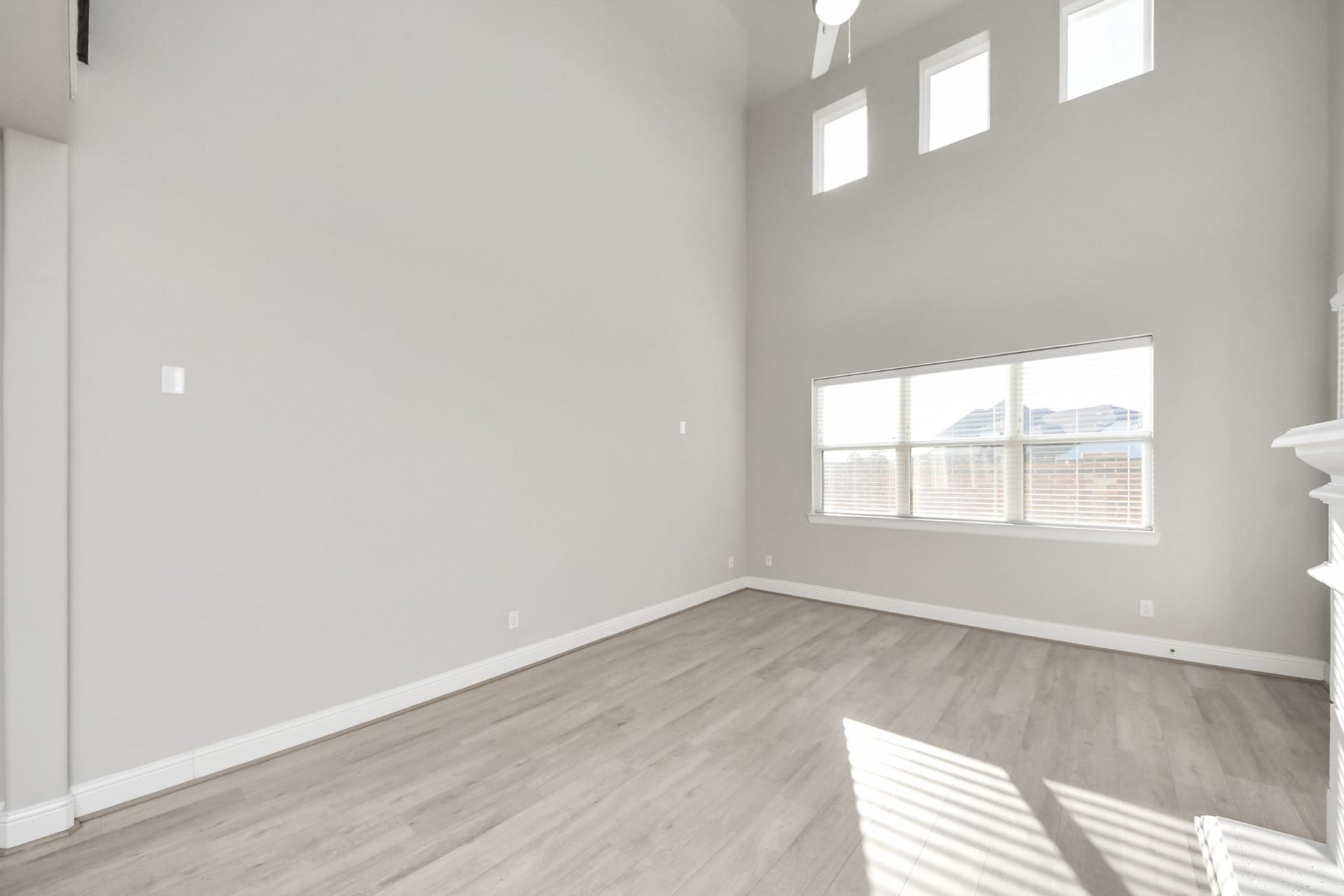 708 Lake Lacosta Drive, Katy, TX 77493