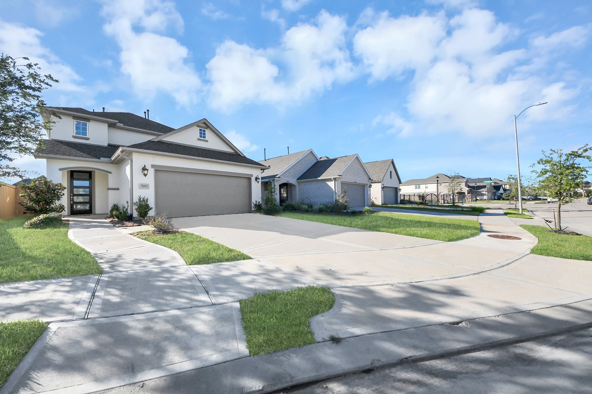 708 Lake Lacosta Drive, Katy, TX 77493