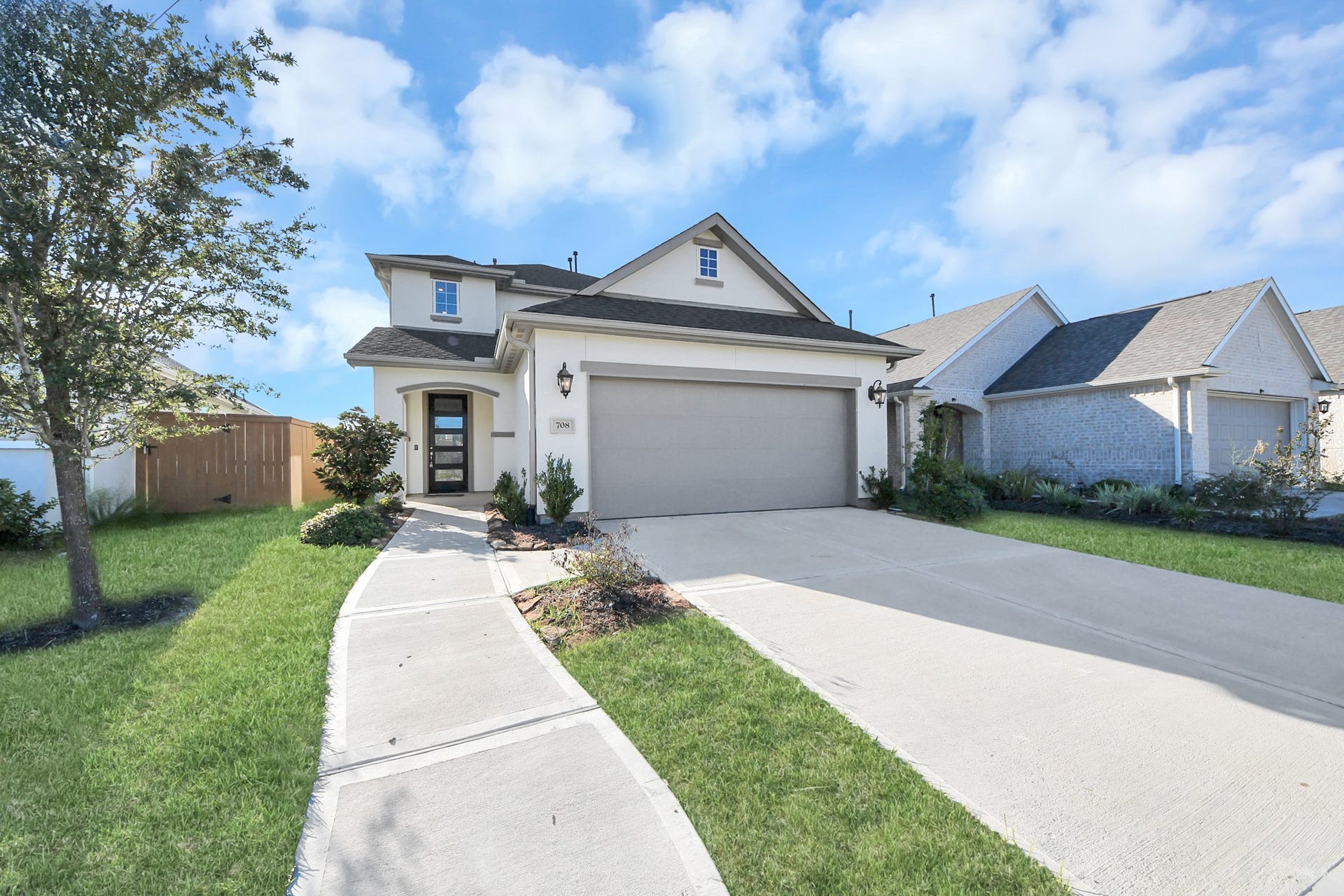 708 Lake Lacosta Drive, Katy, TX 77493