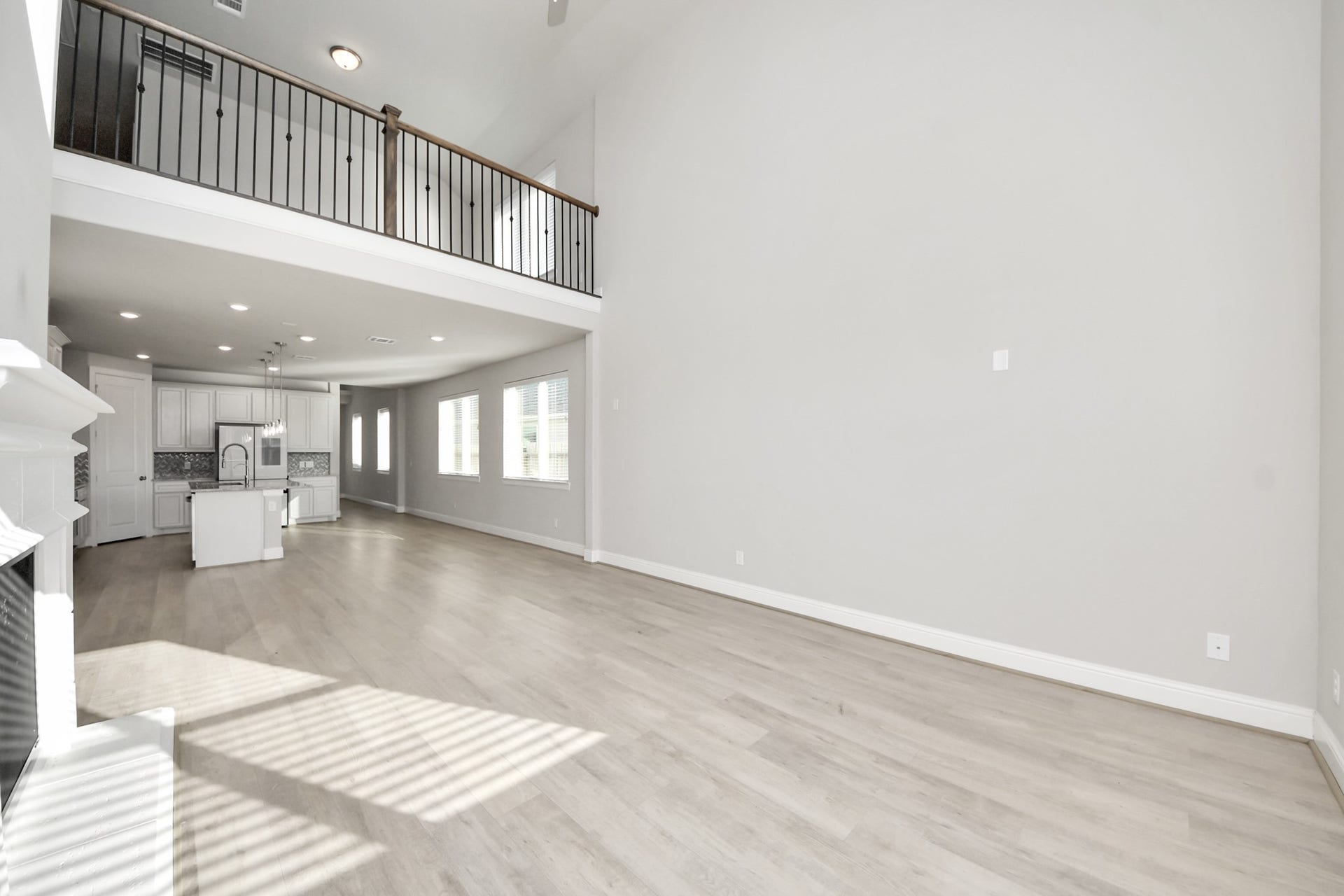 708 Lake Lacosta Drive, Katy, TX 77493