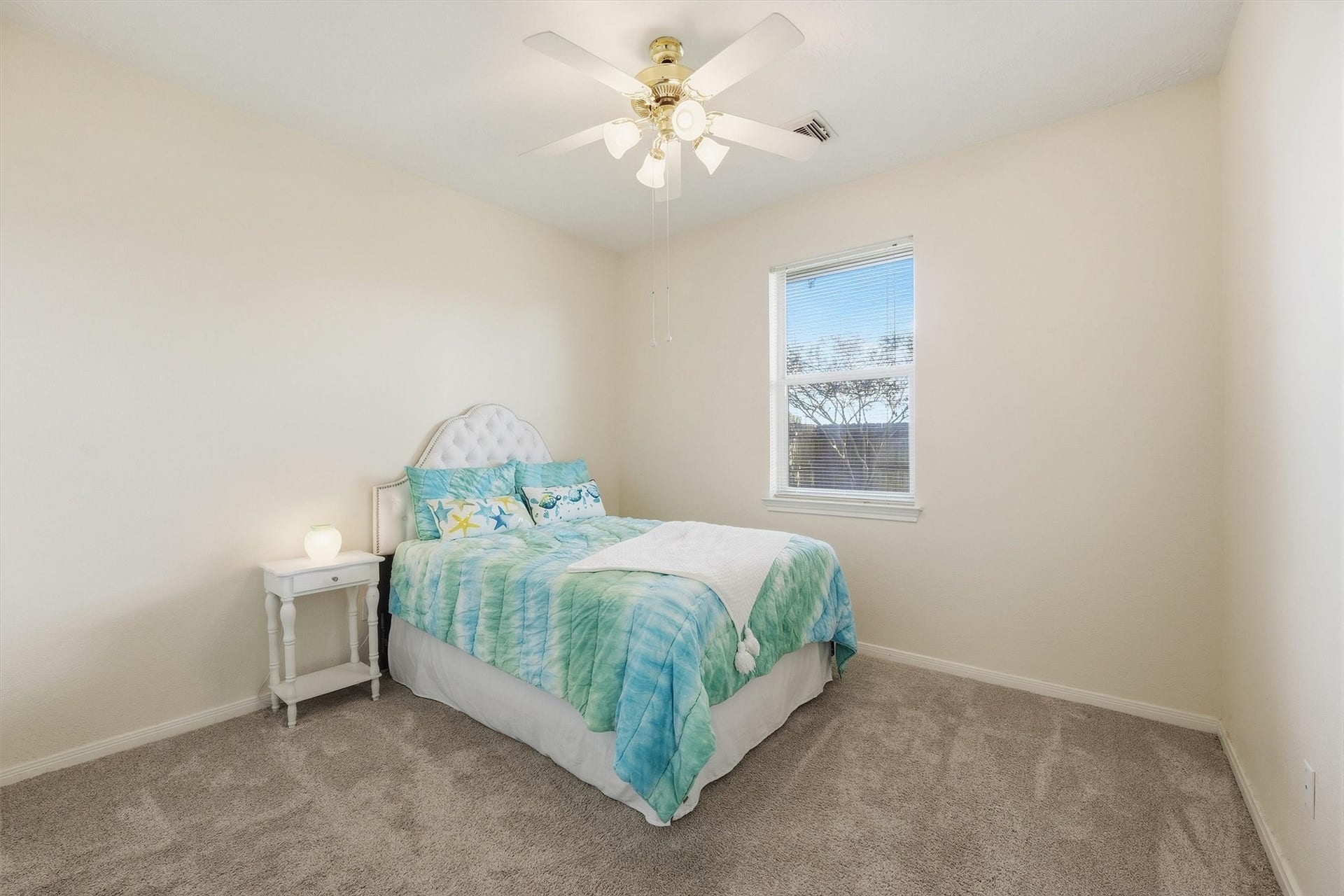 222 Meadowhill Lane, Dickinson, TX 77539 222 Meadowhill Lane, Dickinson, TX 77539