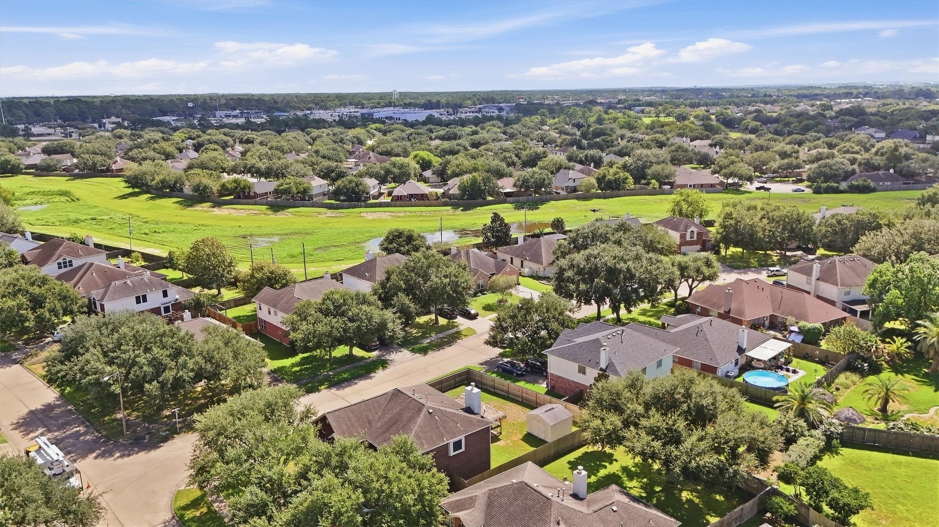 222 Meadowhill Lane, Dickinson, TX 77539 222 Meadowhill Lane, Dickinson, TX 77539