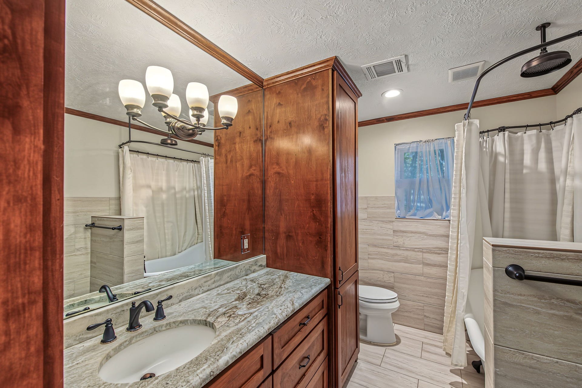 509 Brook Hollow Drive, Conroe, TX 77385 509 Brook Hollow Drive, Conroe, TX 77385