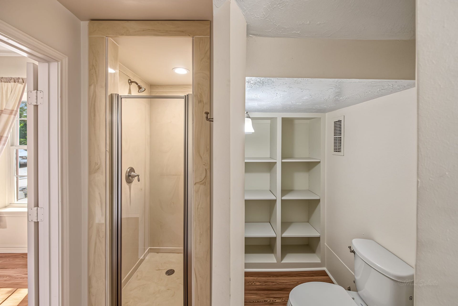 509 Brook Hollow Drive, Conroe, TX 77385 509 Brook Hollow Drive, Conroe, TX 77385