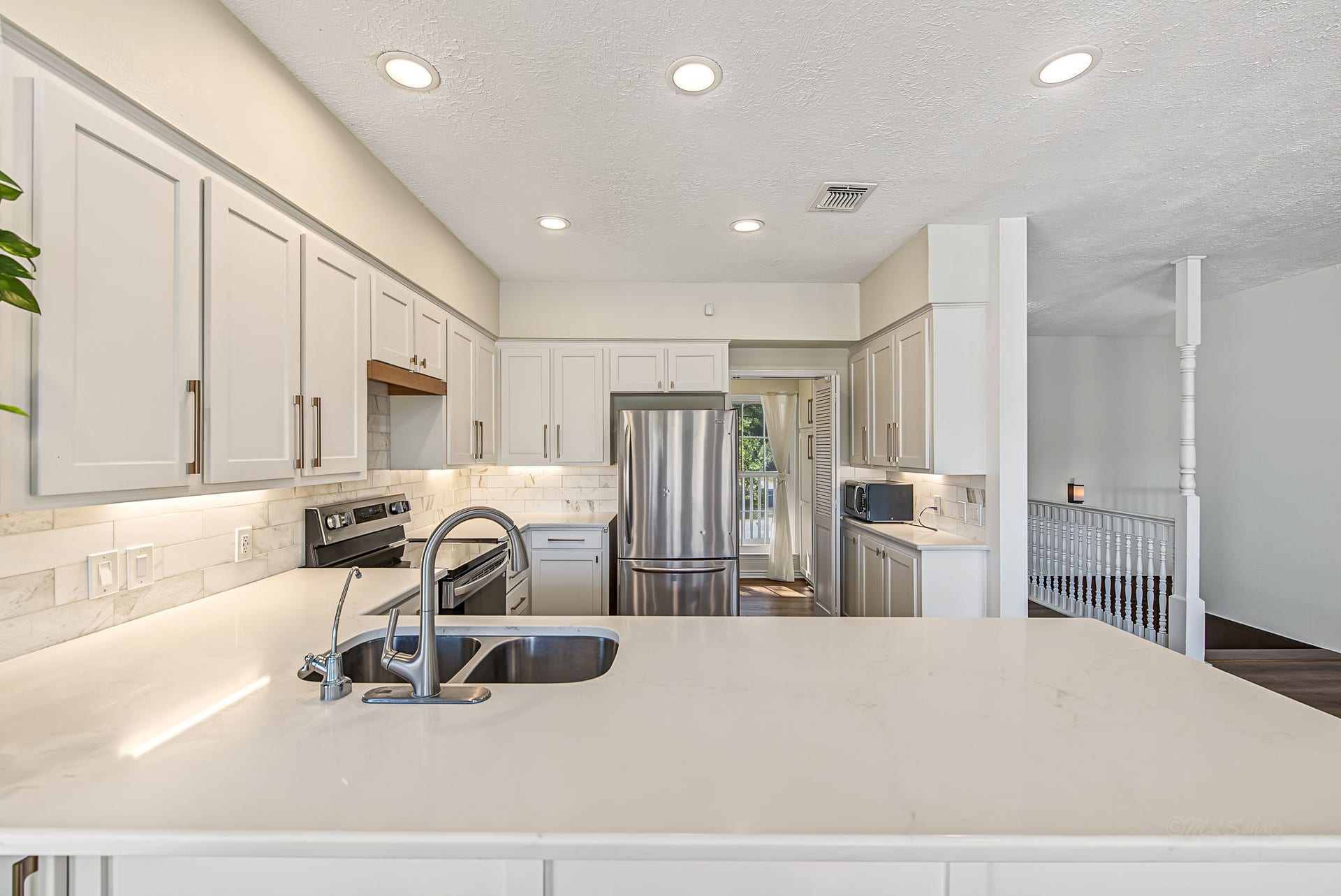 509 Brook Hollow Drive, Conroe, TX 77385 509 Brook Hollow Drive, Conroe, TX 77385