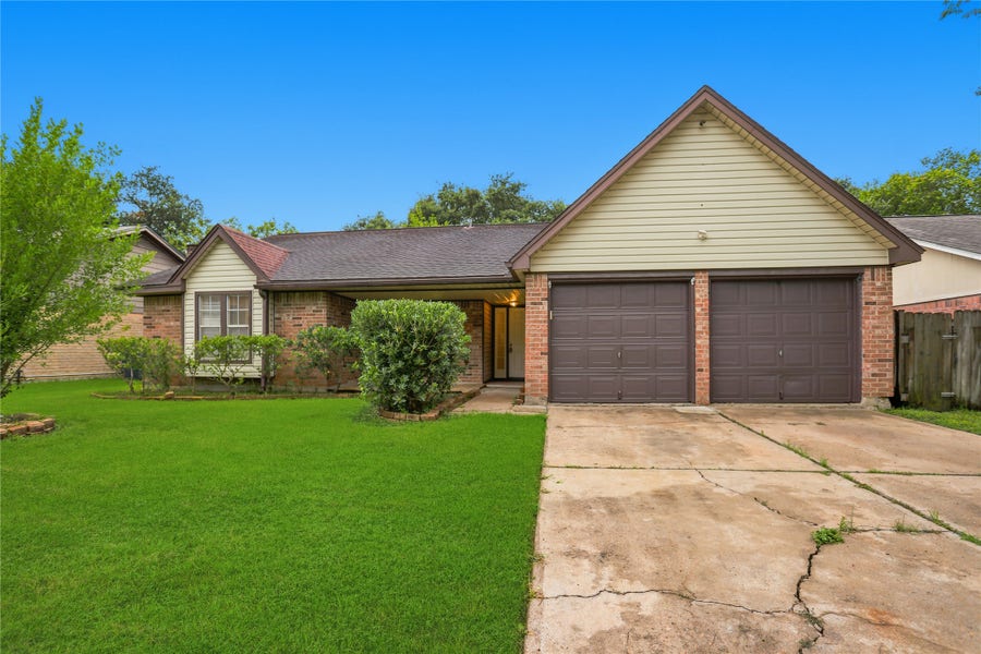 Property photo for 22423 Deville Drive, Katy, TX