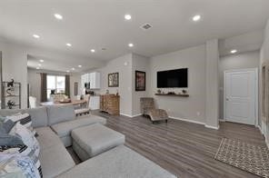 710 Crystal River Road, Conroe, TX 77316 710 Crystal River Road, Conroe, TX 77316