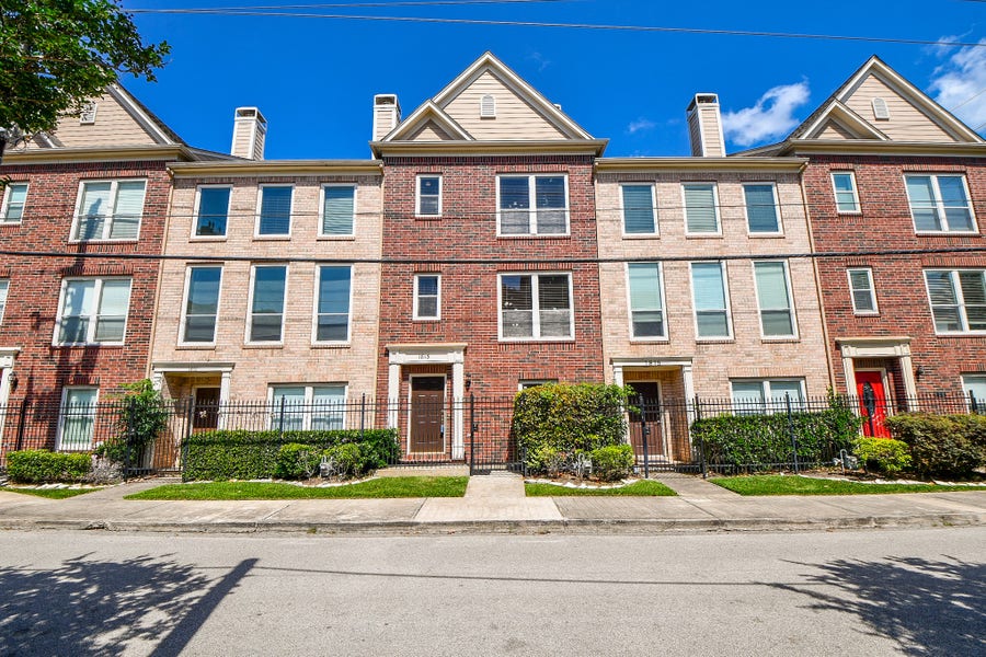 Property photo for 1813 Gillette Street, Houston, TX