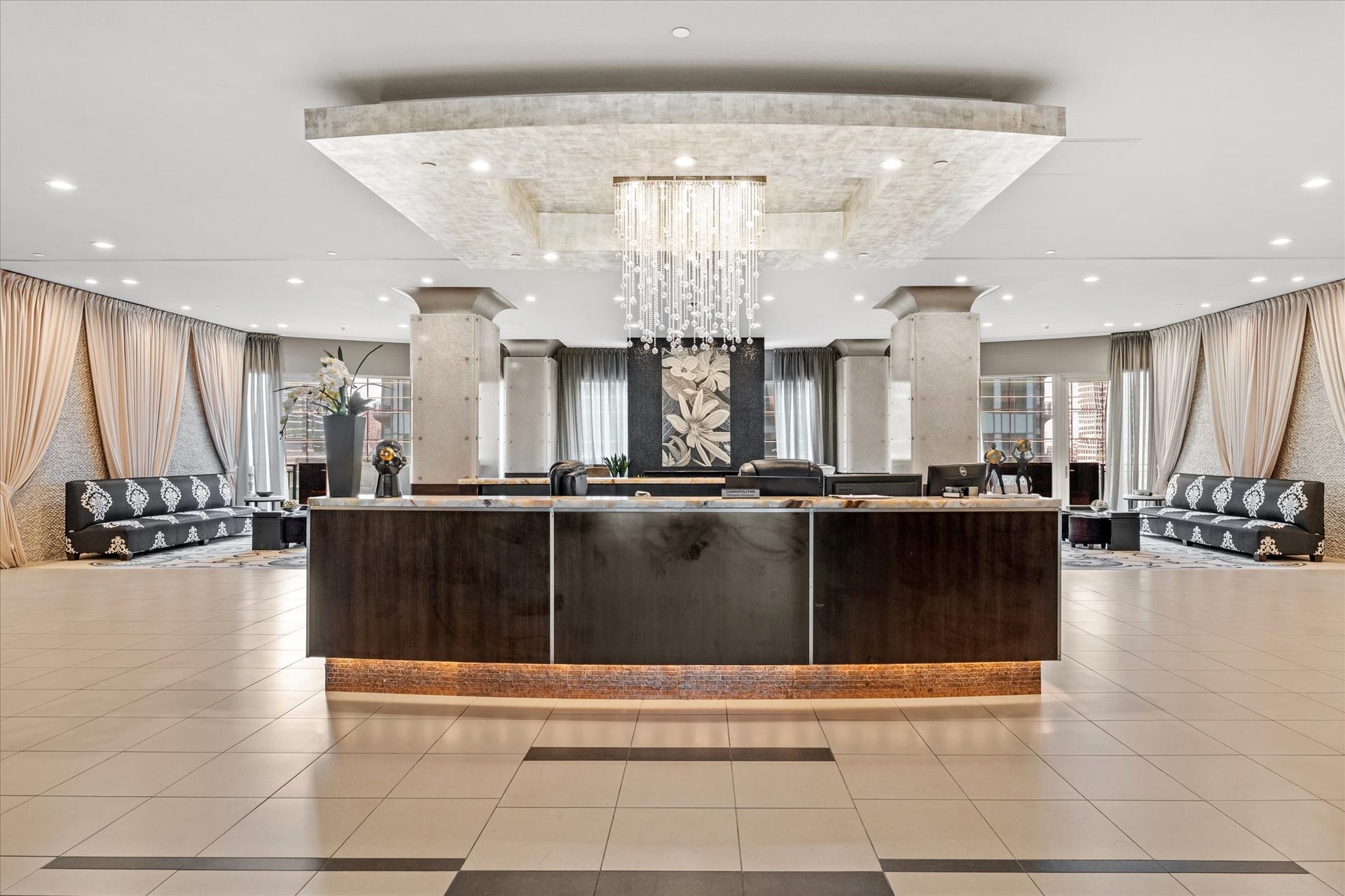 1600 Post Oak Boulevard, #1903, Houston, TX 77056 Lobby/Concierge