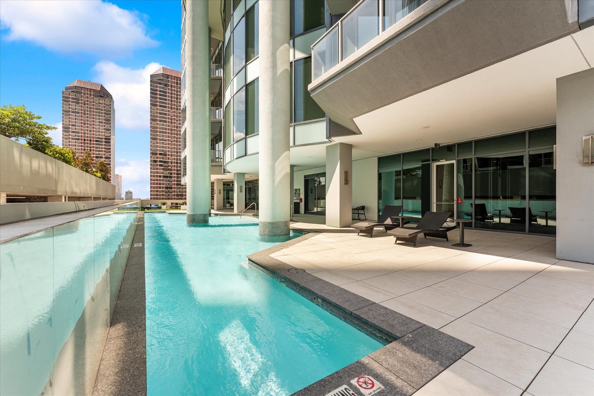 1600 Post Oak Boulevard, #1903, Houston, TX 77056 The Pool at The Cosmopolitan