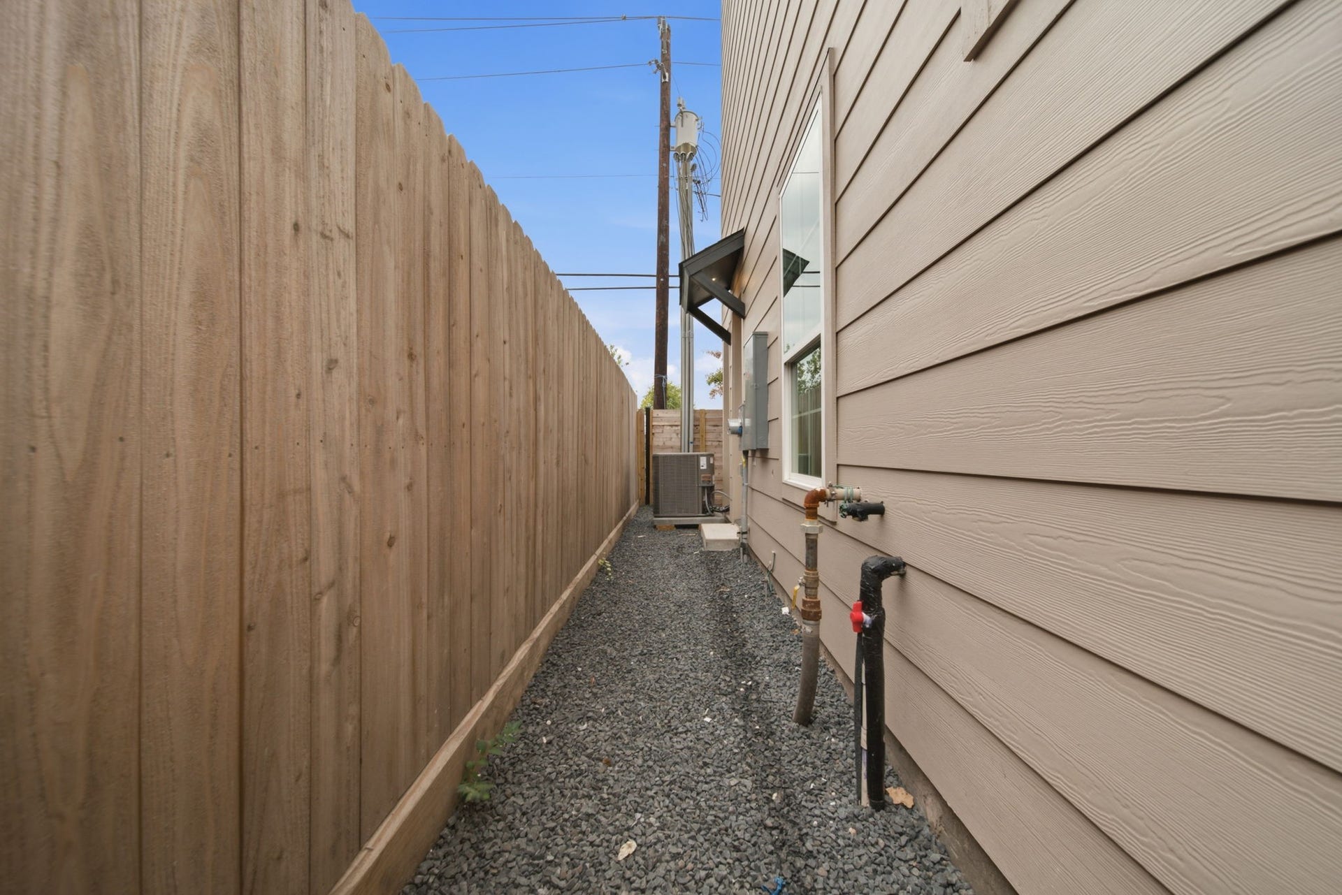 Another view of the private entrance and exit to the guest suite.