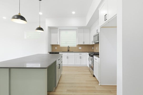 108 Luetta Street, Houston, TX 77076 108 Luetta Street, Houston, TX 77076