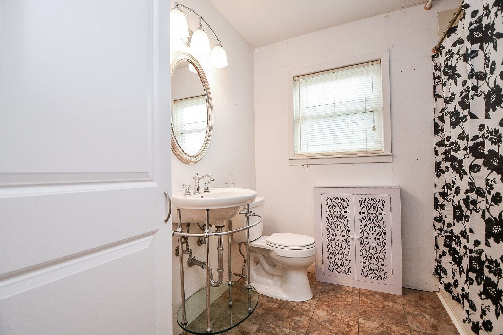 1313 Tobola Street, Rosenberg, TX 77471 Bathroom