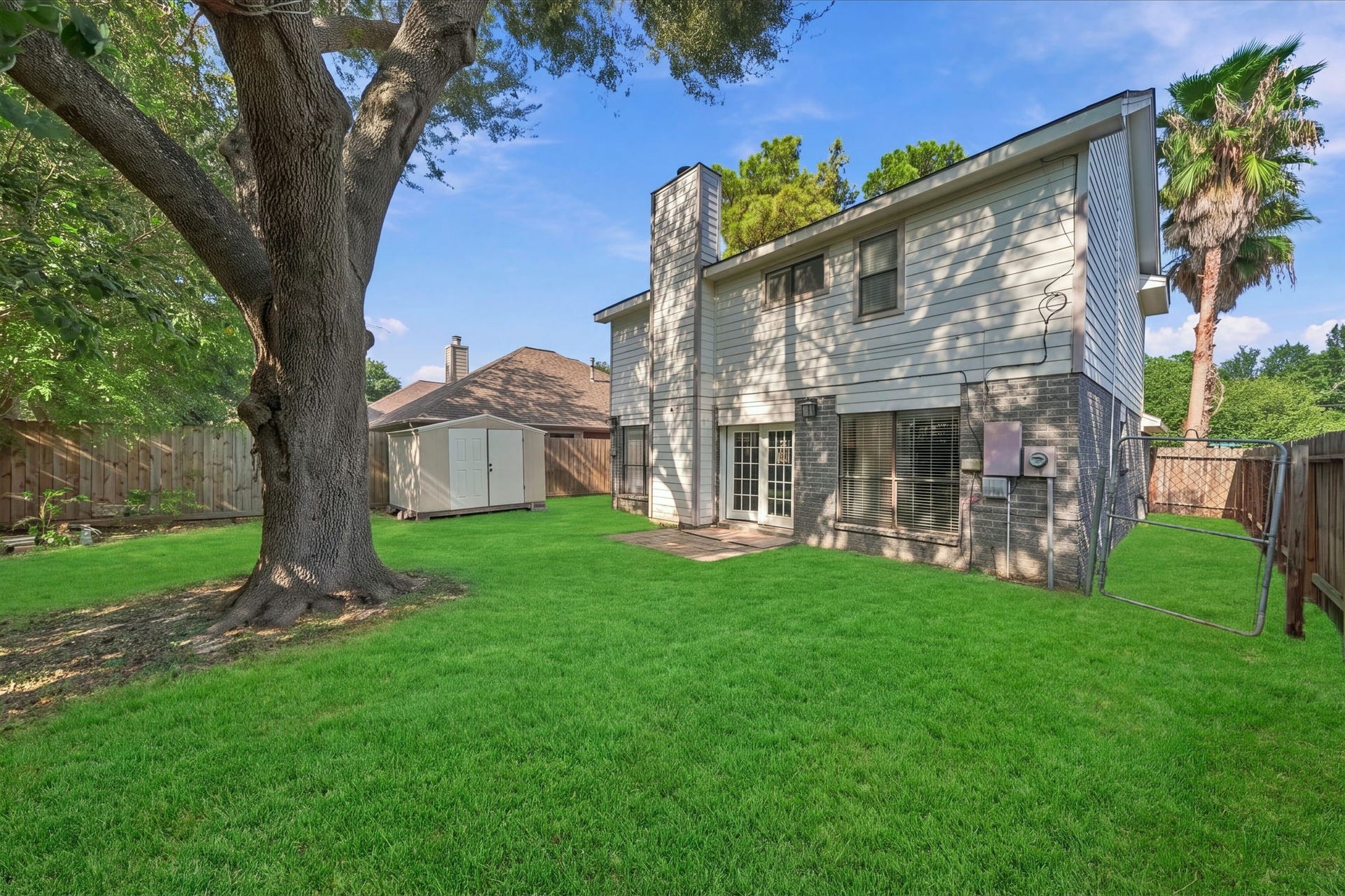 The spacious backyard.