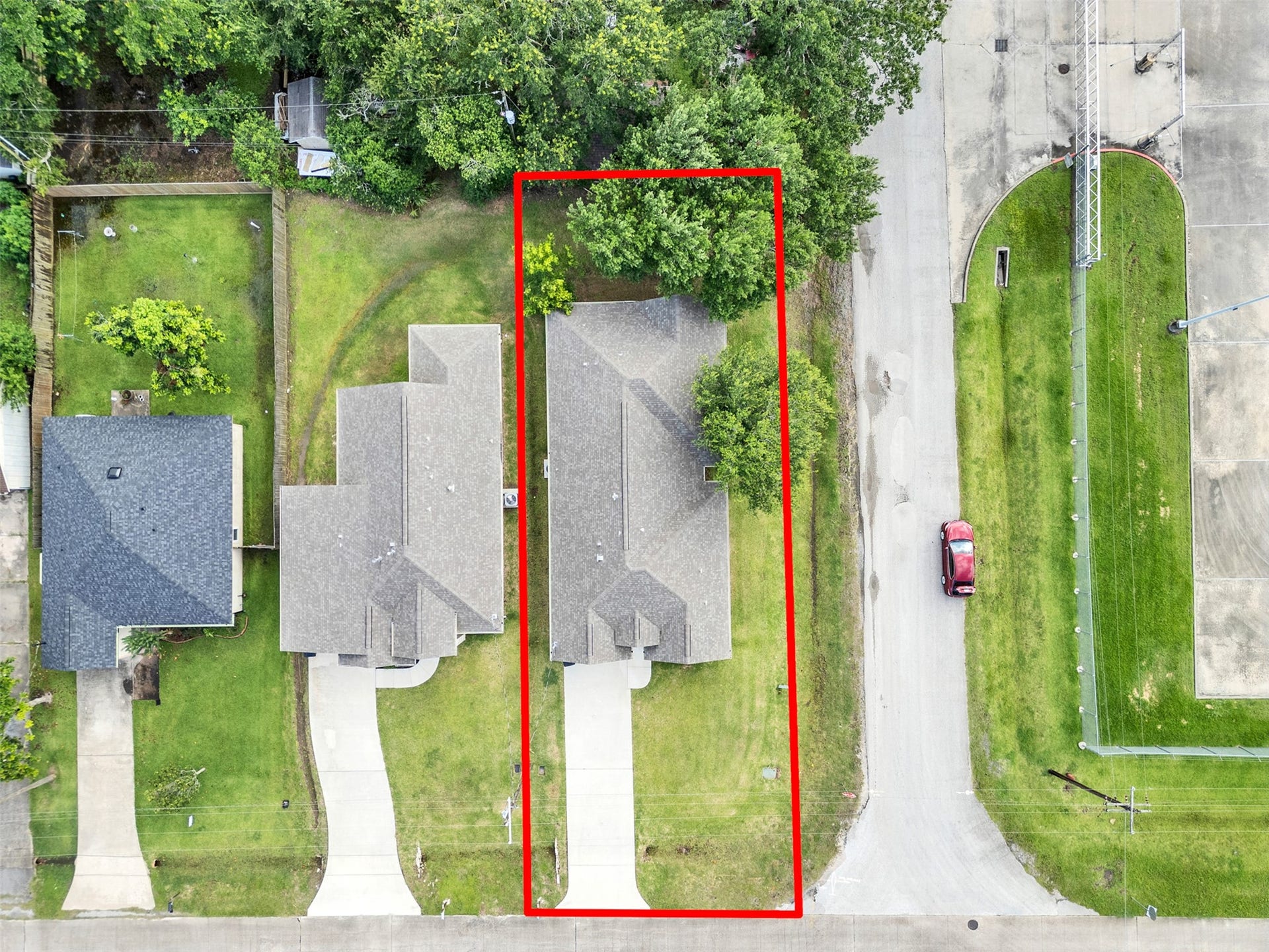 4102 Hill Avenue, Dickinson, TX 77539 Don't want to out on this one of a kind home!!
