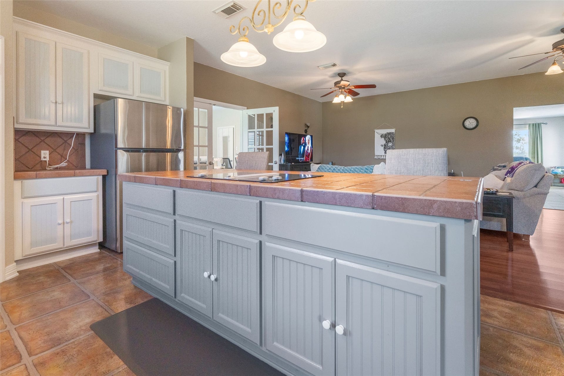 3805 County Road 160, Alvin, TX 77511