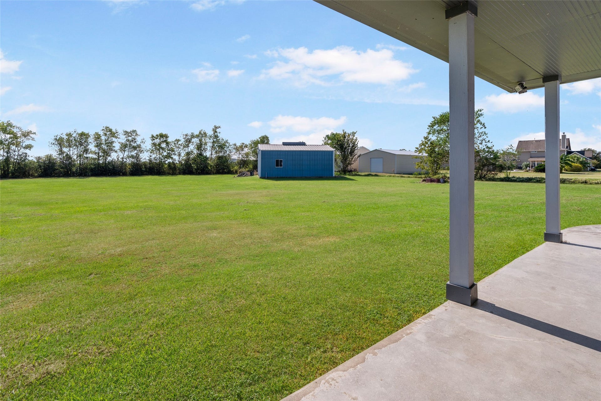 3805 County Road 160, Alvin, TX 77511