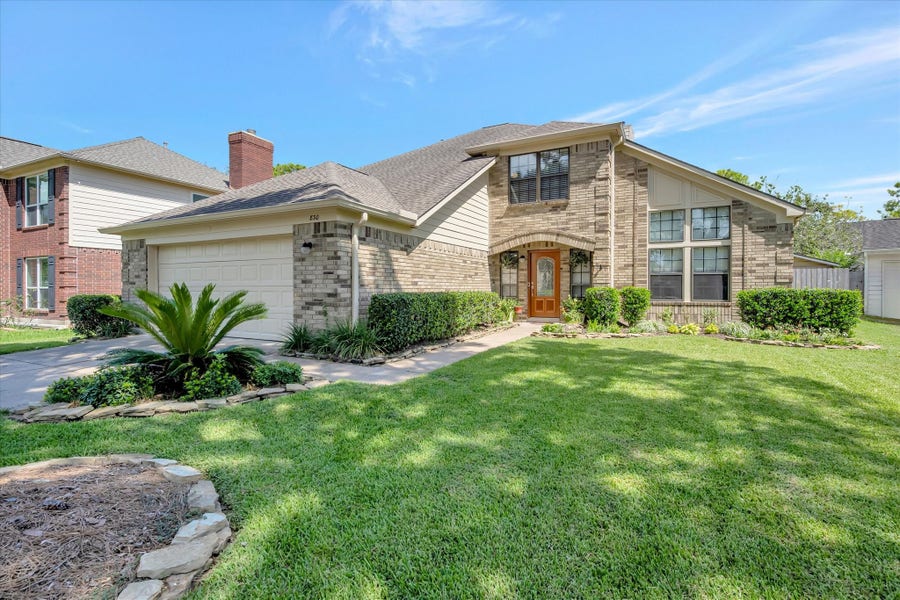Property photo for 830 Island Meadow Court, Houston, TX