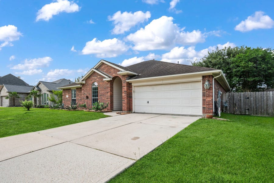 Property photo for 8218 Shady Ace Lane, Humble, TX