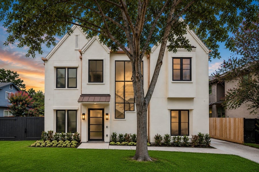 Property photo for 316 W 30th Street, Houston, TX