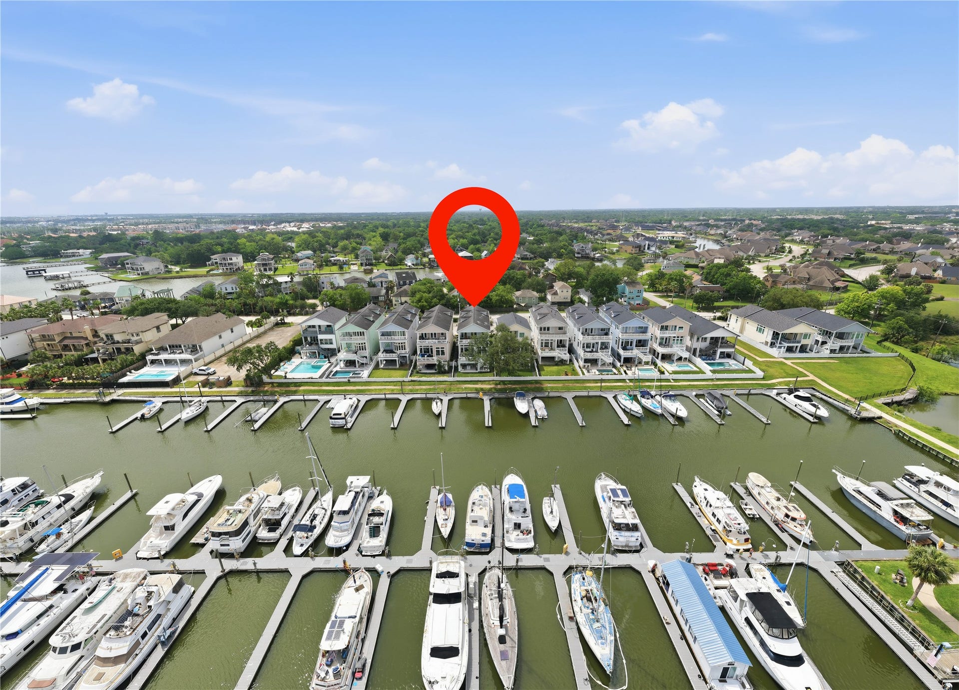 2174 Marina Way, Kemah, TX 77565 Welcome to Waterfront Living!!