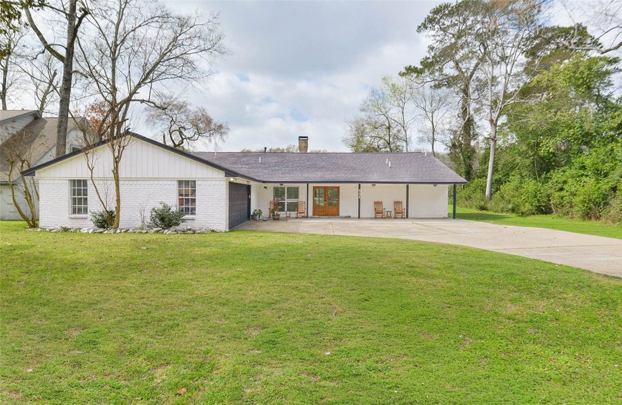 Property photo for 531 Brandon Road, Conroe, TX
