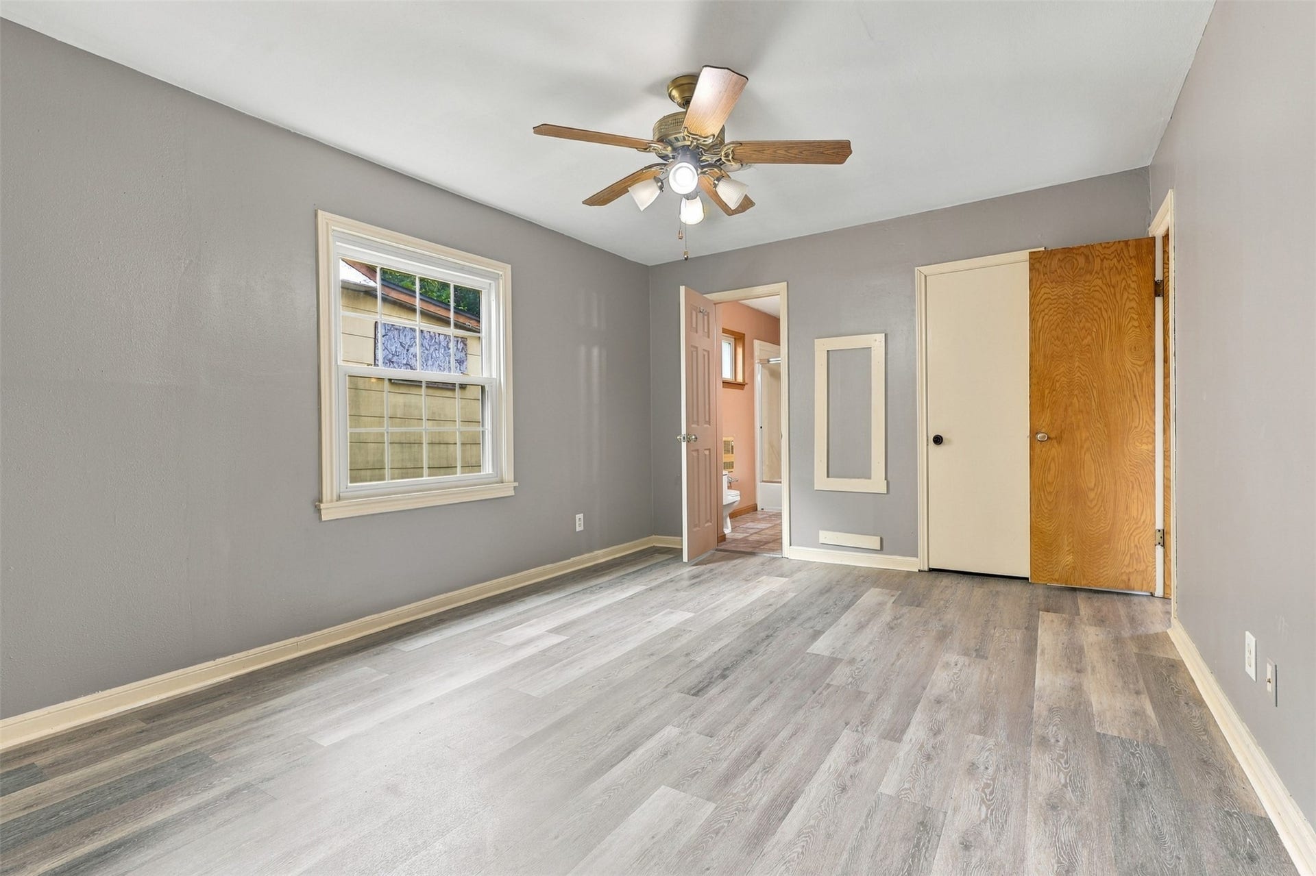 8421 Baker Drive, Houston, TX 77017 Alternate view of primary bedroom offering lots of space to undwind