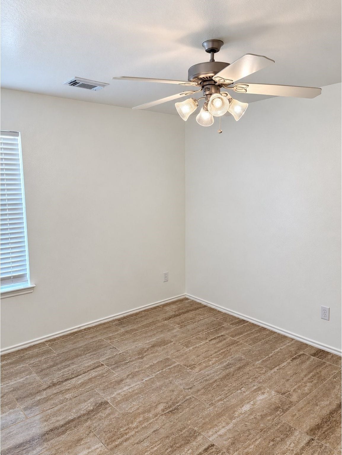 14011 Chelseahurst Lane, Houston, TX 77047 14011 Chelseahurst Lane, Houston, TX 77047