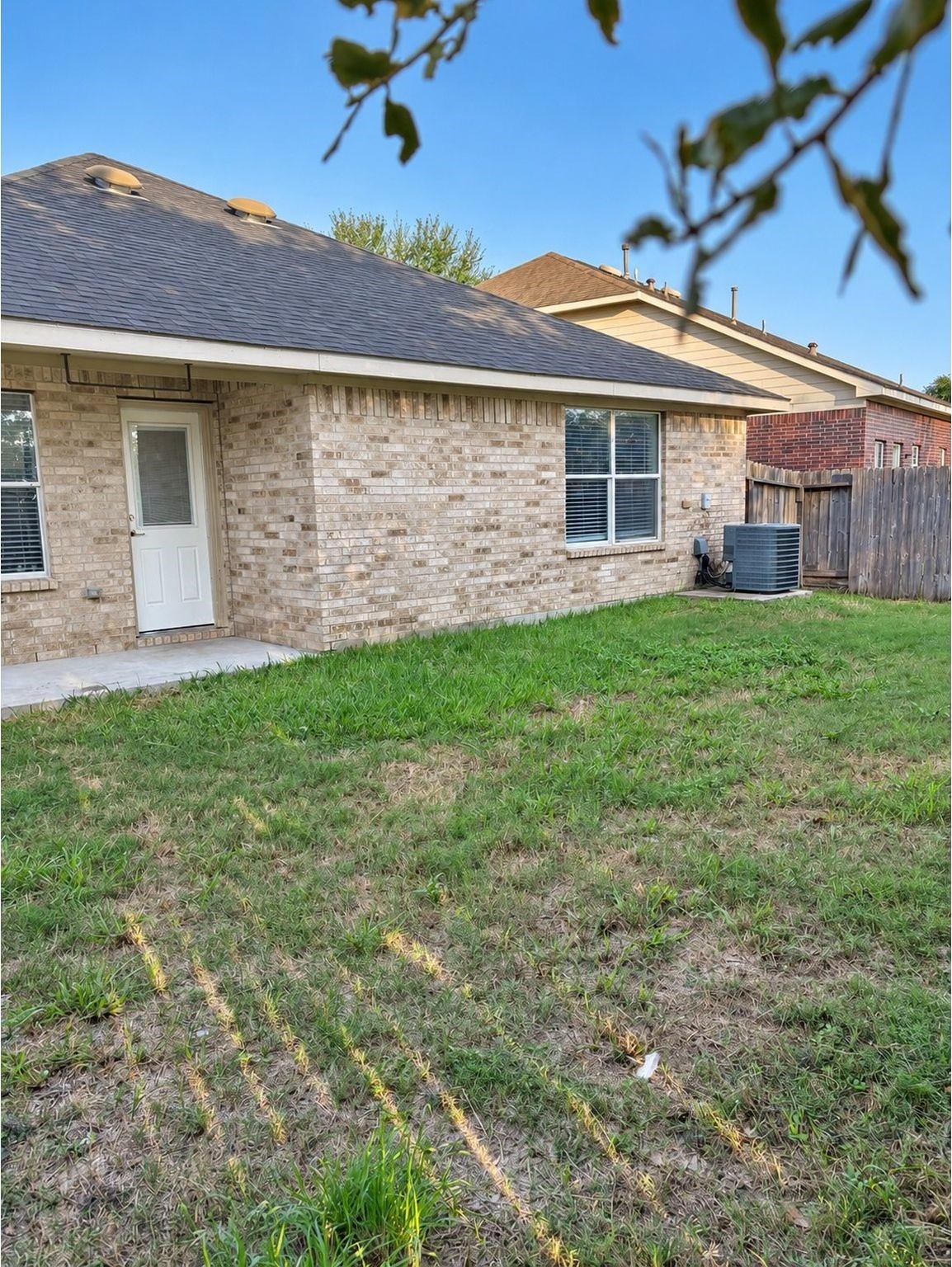 14011 Chelseahurst Lane, Houston, TX 77047 14011 Chelseahurst Lane, Houston, TX 77047