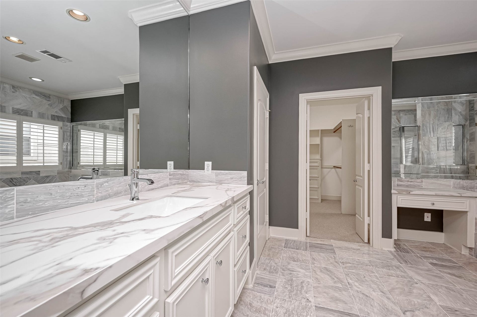 6413 Westcott Street, Houston, TX 77007 6413 Westcott Street, Houston, TX 77007