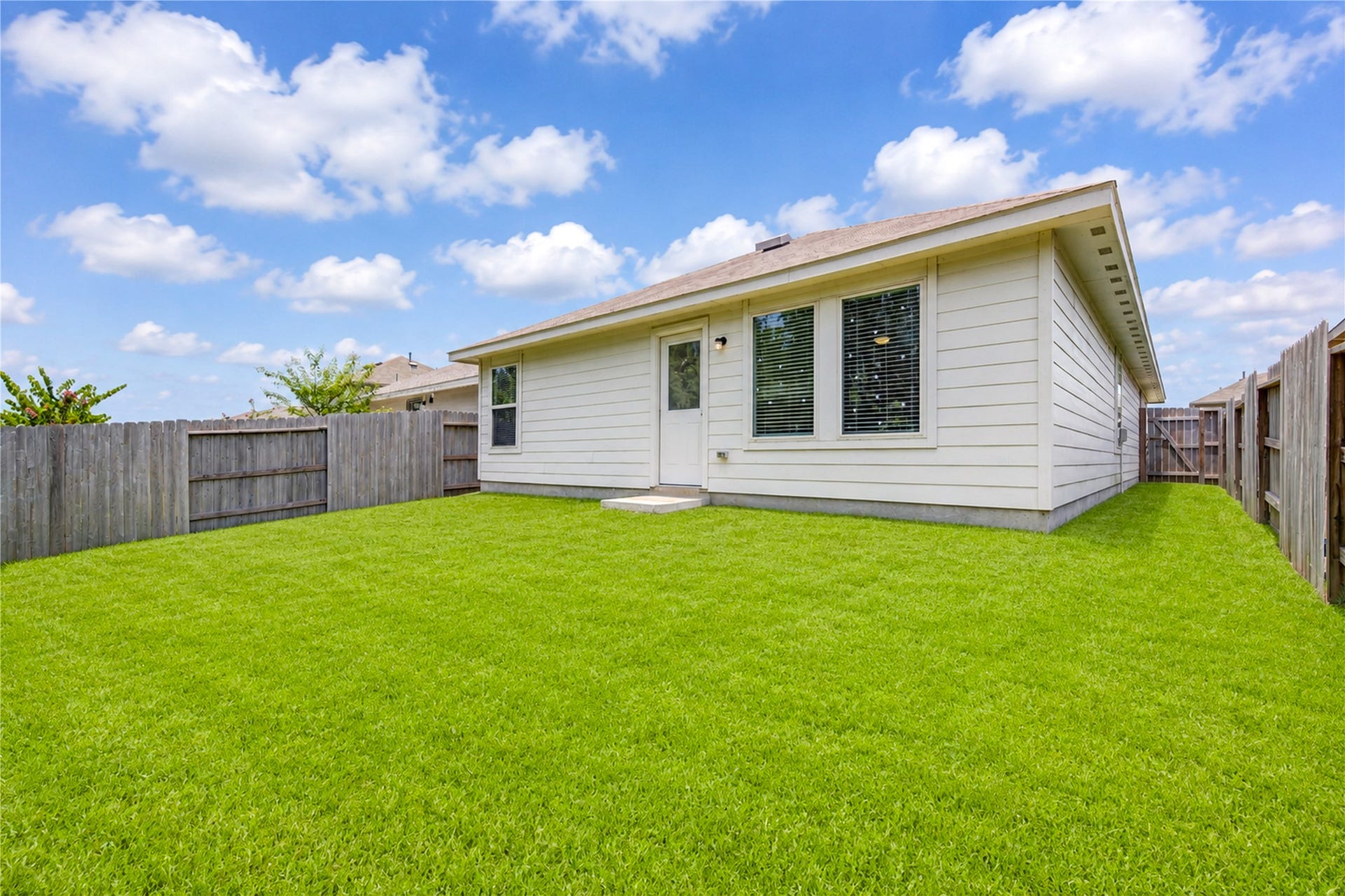 20926 Zuccala Drive, New Caney, TX 77357 20926 Zuccala Drive, New Caney, TX 77357