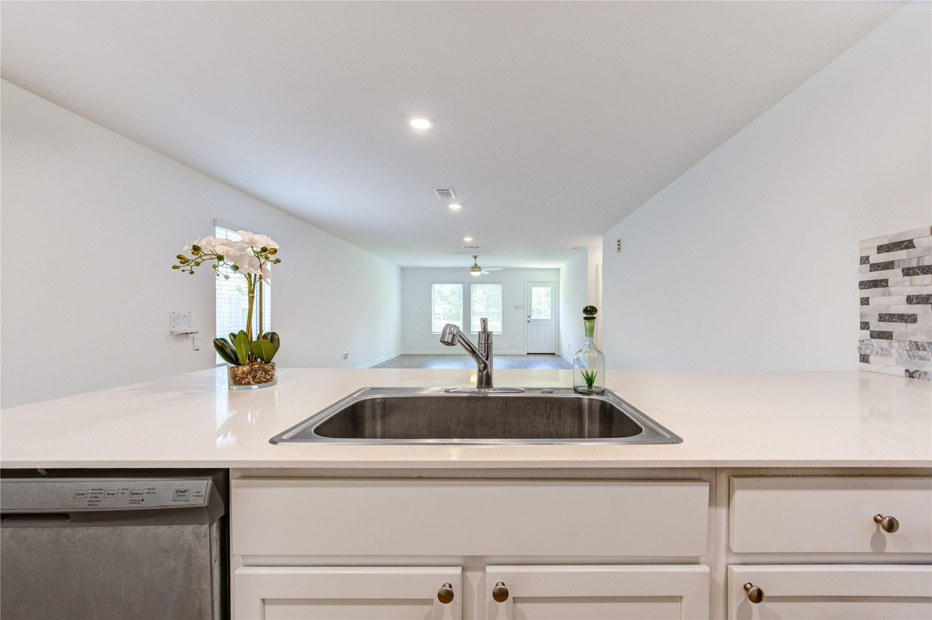 20926 Zuccala Drive, New Caney, TX 77357 20926 Zuccala Drive, New Caney, TX 77357