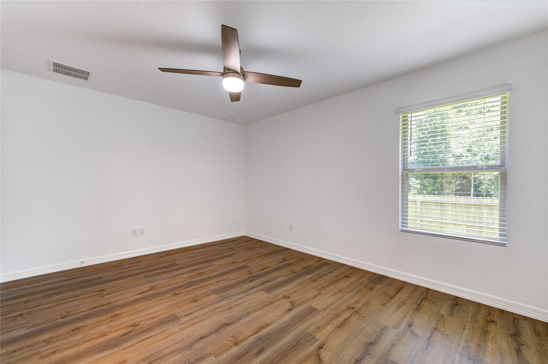 20926 Zuccala Drive, New Caney, TX 77357 20926 Zuccala Drive, New Caney, TX 77357