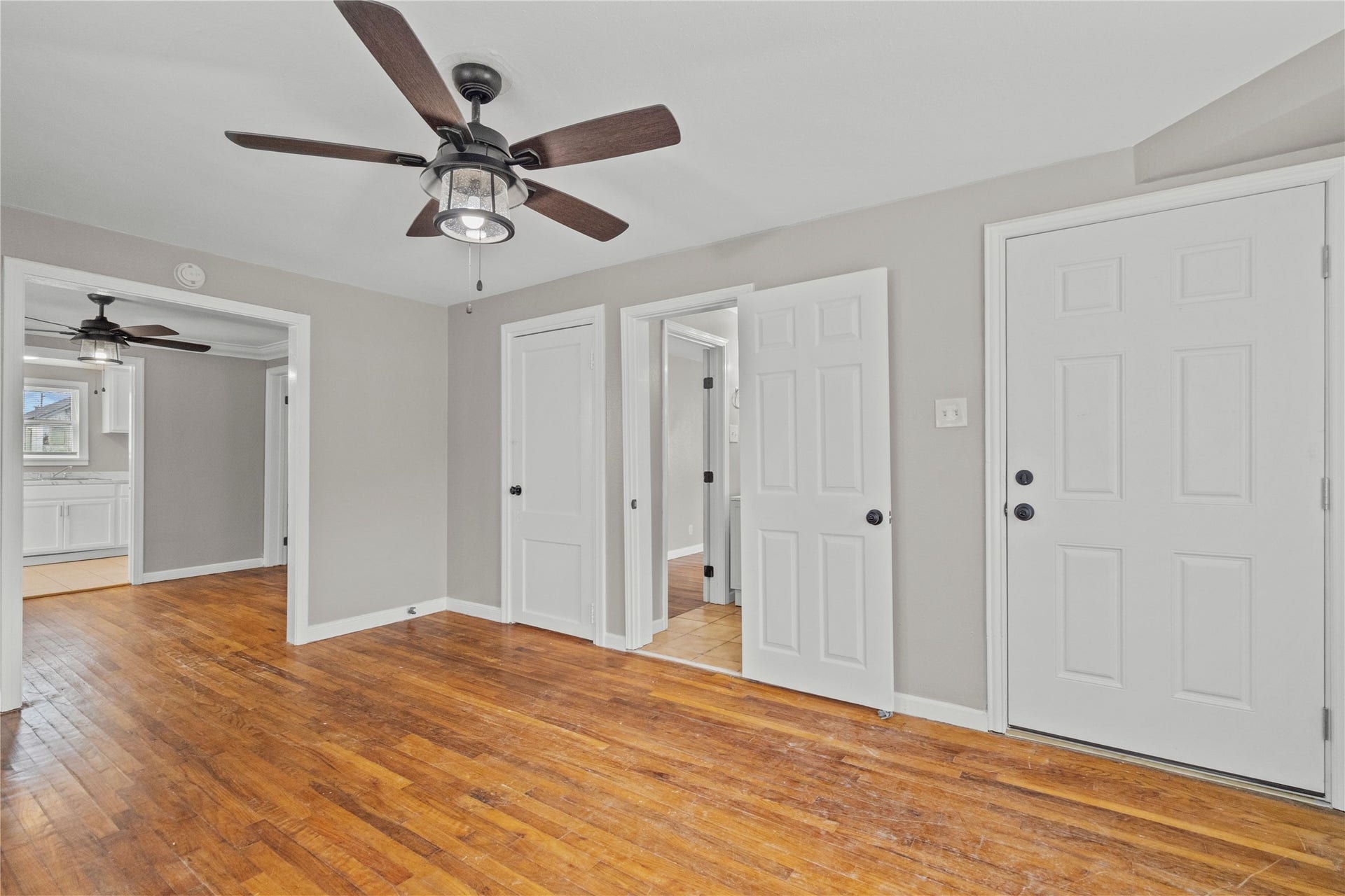 4020 Avenue O 1/2, #Down, Galveston, TX 77550 4020 Avenue O 1/2, #Down, Galveston, TX 77550
