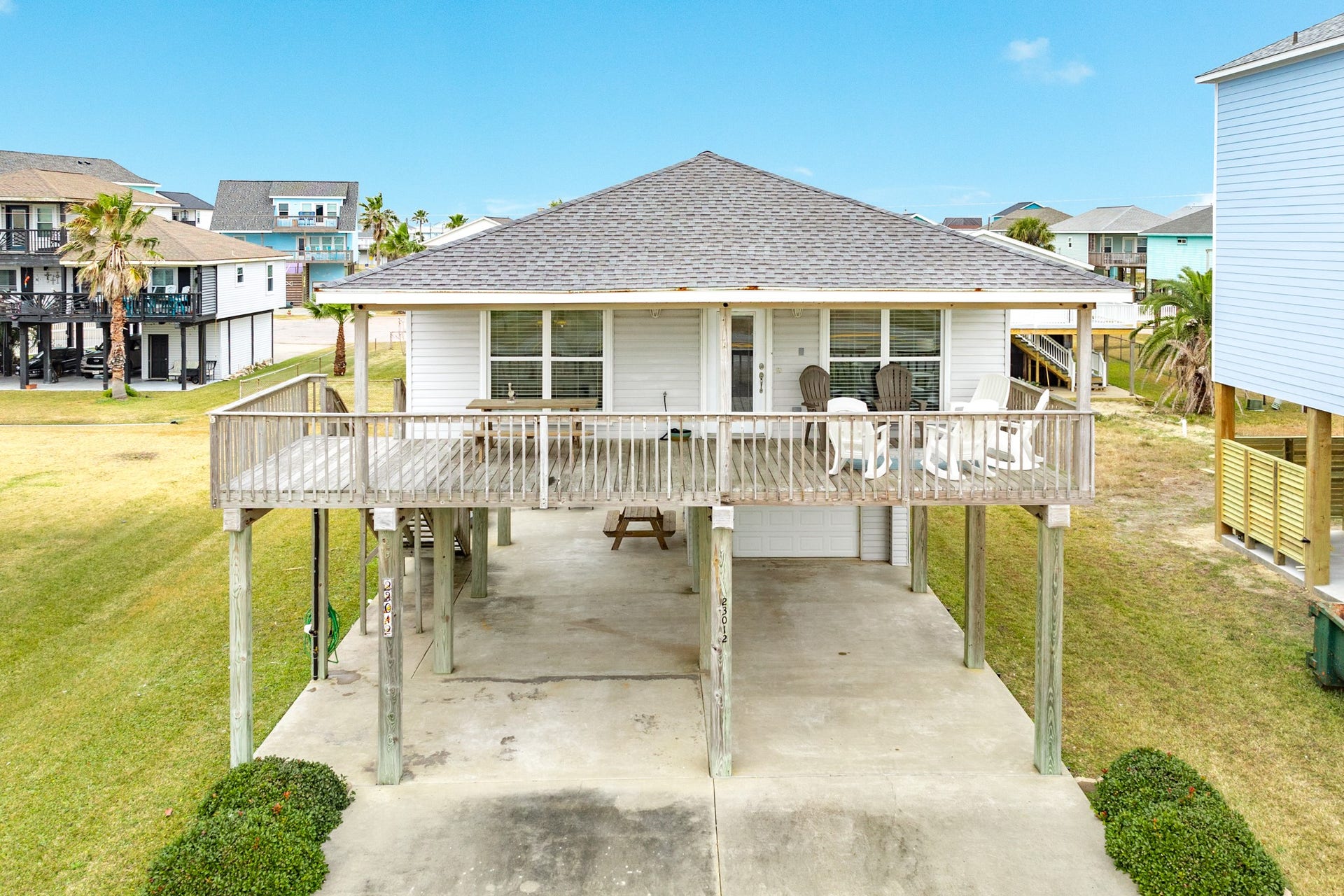 23012 Verano Drive, Galveston, TX 77554 Thank you for looking through the photo gallery of this home. Why not come down for a personal visit to the property?