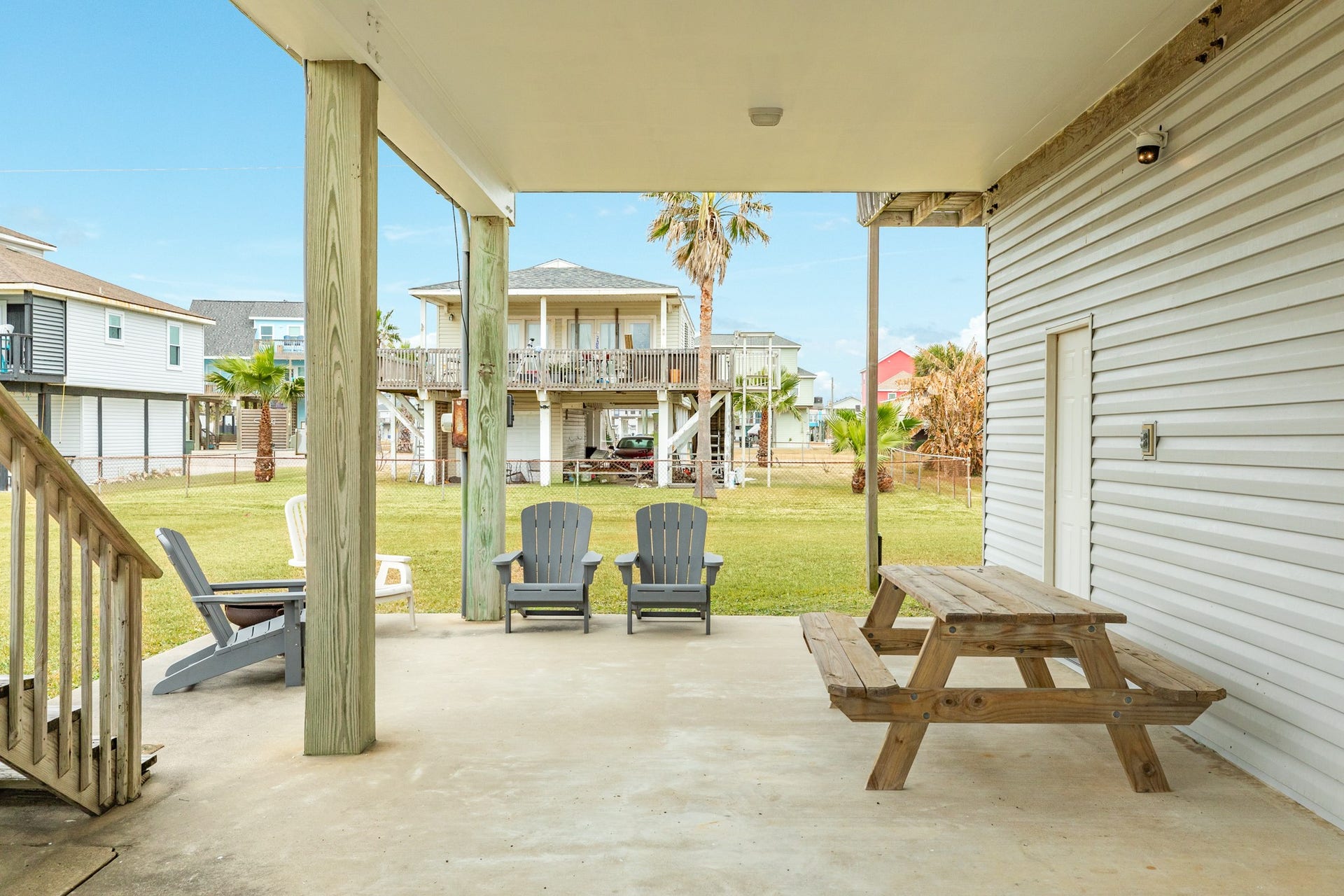 23012 Verano Drive, Galveston, TX 77554 Covered patio area & with picnic table