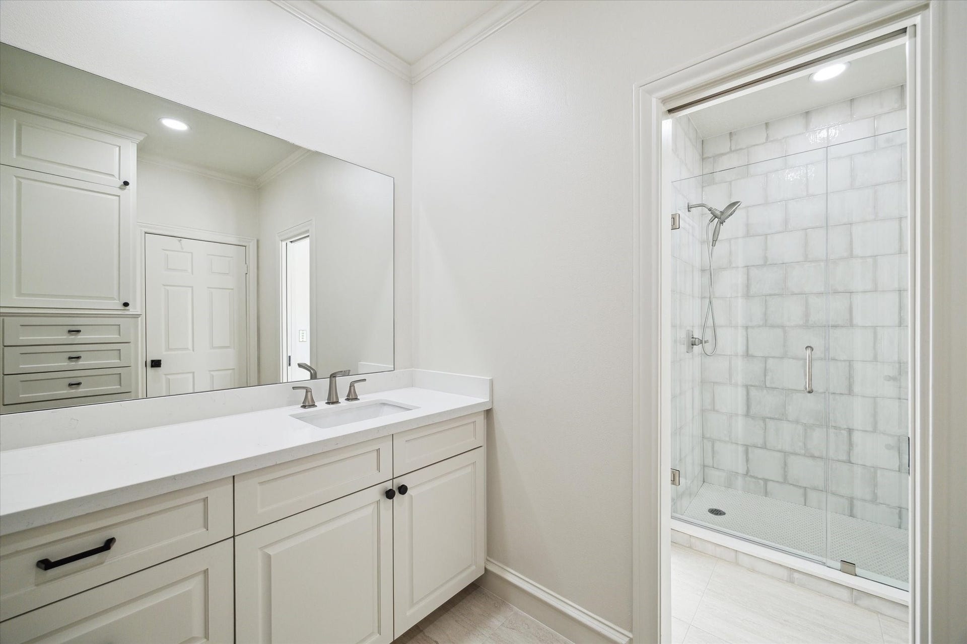 35 The Oval Street, Sugar Land, TX 77479 35 The Oval Street, Sugar Land, TX 77479