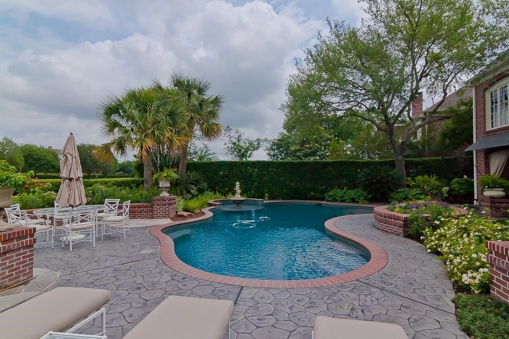 35 The Oval Street, Sugar Land, TX 77479 35 The Oval Street, Sugar Land, TX 77479