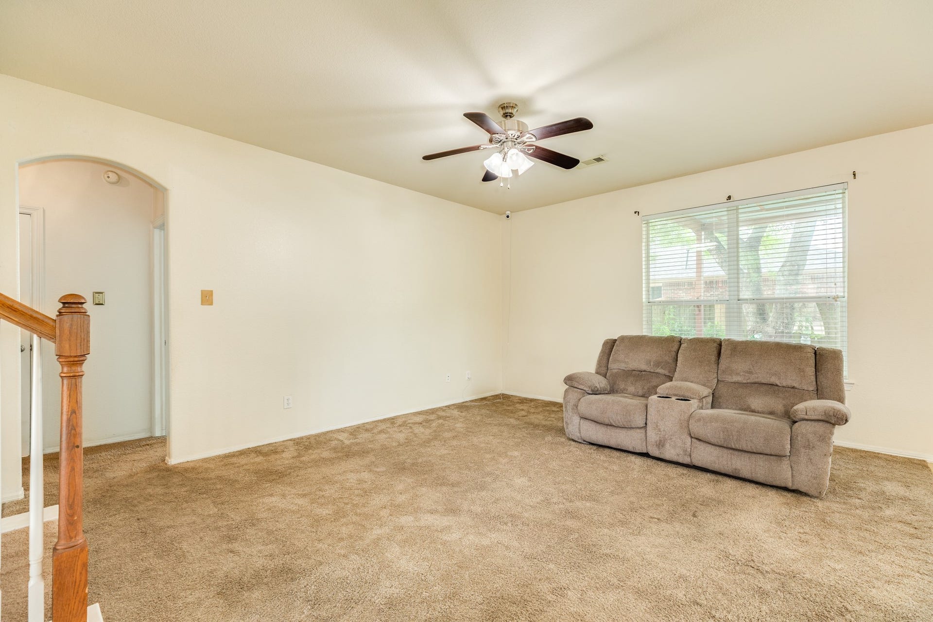201 N Golden Oak Drive, Texas City, TX 77591 201 N Golden Oak Drive, Texas City, TX 77591